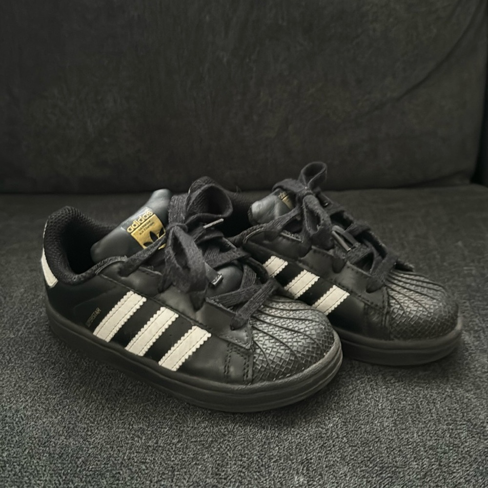 Toddler Adidas Superstar sneakers